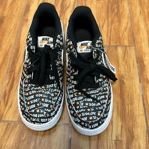 Nike Air Force 1 Just Do It Youth Size 5